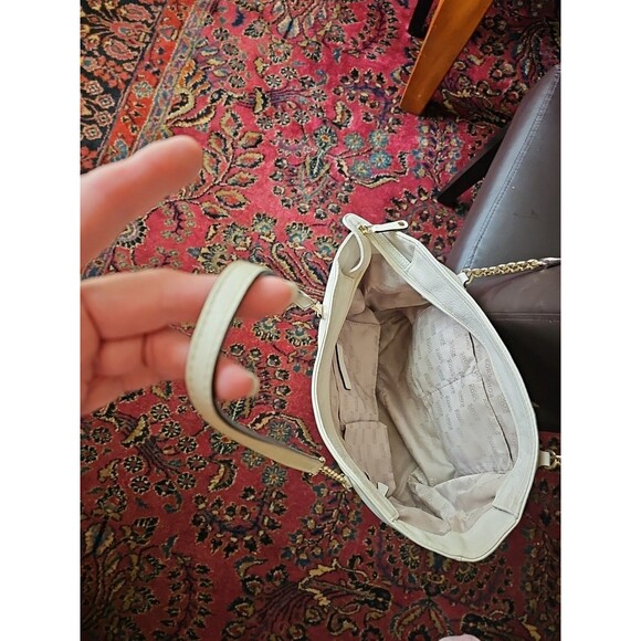 Michael Kors Leather Tote Bag Off White Goldtone Hardware - Picture 3 of 8